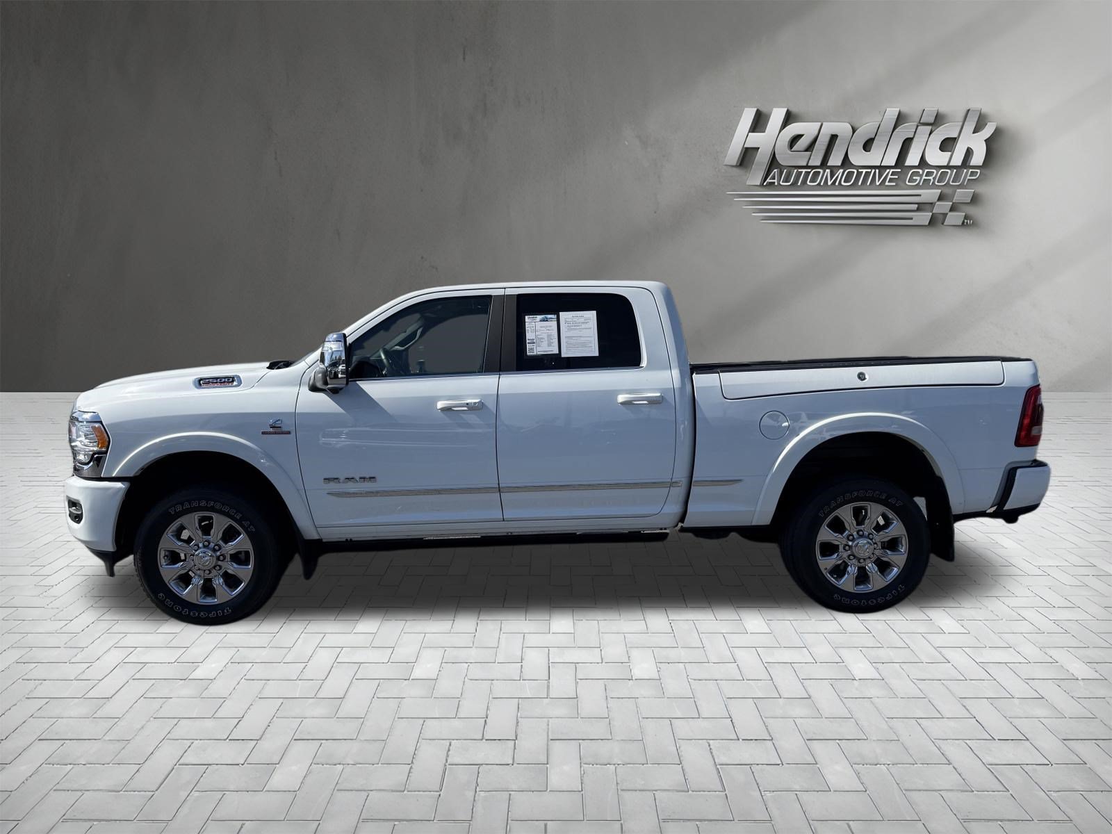 Used 2024 RAM 2500 Limited AWD/4WD image 7