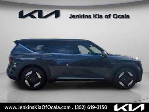 New 2026 Kia EV9 Light image 2