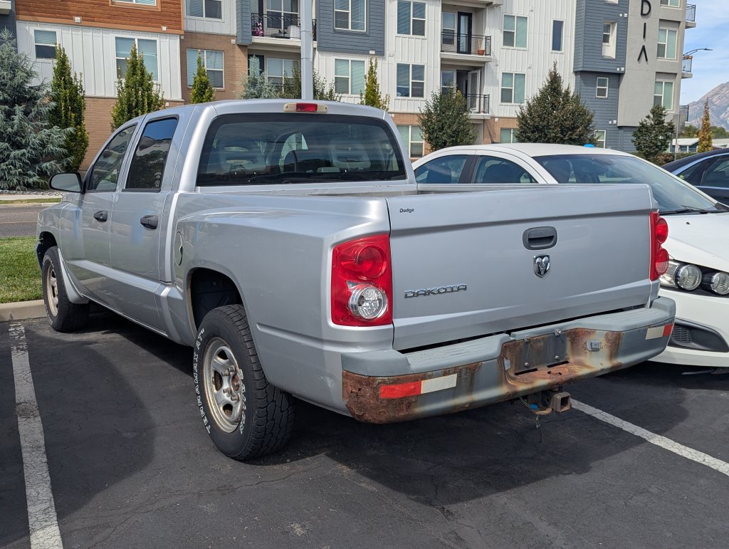 Used 2005 Dodge Dakota ST RWD image 5