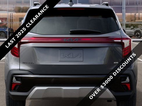 New 2025 Kia Seltos SX w/ SX Sunroof Package AWD/4WD image 13