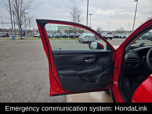 Certified 2024 Honda HR-V EX-L image 12