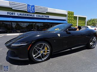 Used 2025 Ferrari Roma Spider image 1