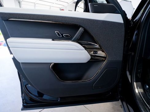 Used 2023 Land Rover Range Rover Sport SE image 29