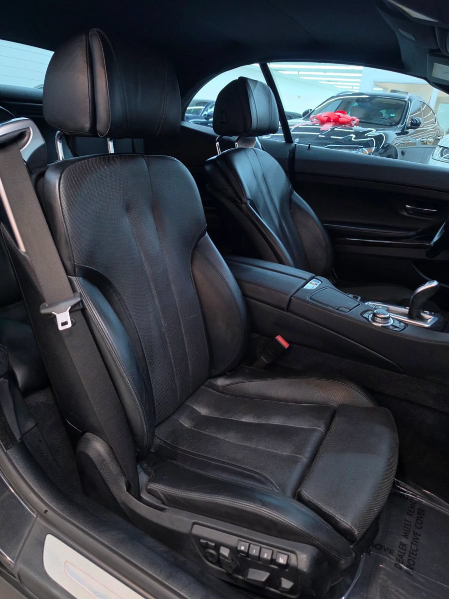 Used 2012 BMW 650i Convertible RWD image 41