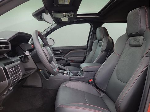 Used 2024 Toyota Tacoma TRD Pro image 14