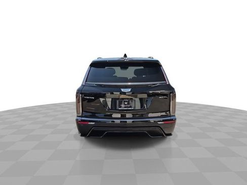 Used 2026 Cadillac Vistiq Platinum w/ LPO, Floor Liner Package AWD/4WD image 8