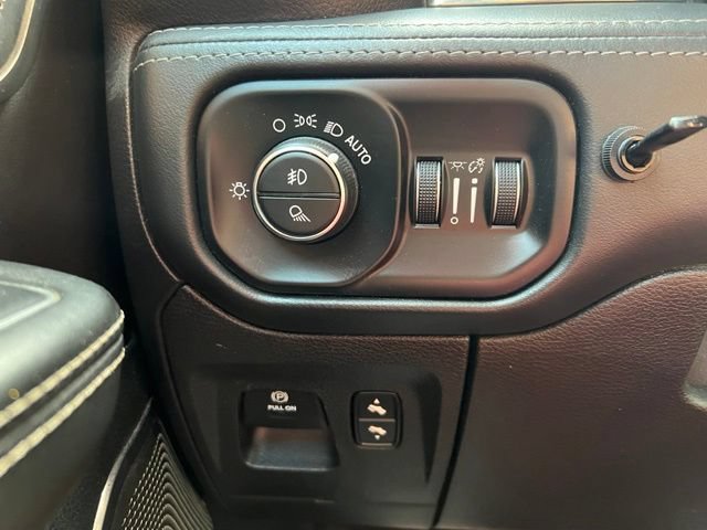 Used 2019 RAM 1500 Limited AWD/4WD image 14