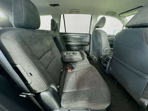 Used 2019 Honda Pilot LX image 33