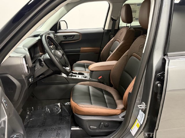 Used 2026 Ford Bronco Sport Outer Banks w/ Outer Banks Tech Package+ AWD/4WD image 10