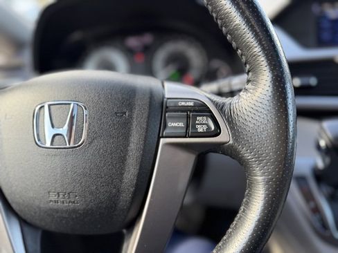 Used 2016 Honda Odyssey EX-L image 18