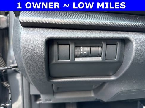 Used 2024 Subaru Crosstrek 2.0i Premium image 35