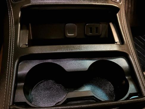 Used 2019 GMC Yukon Denali w/ Denali Ultimate Package image 34