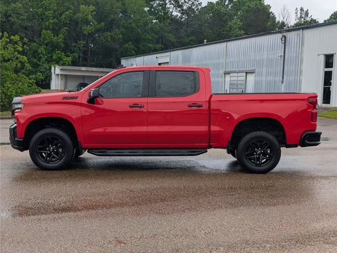 Used 2021 Chevrolet Silverado 1500 LT Trail Boss w/ Convenience Package II AWD/4WD image 2
