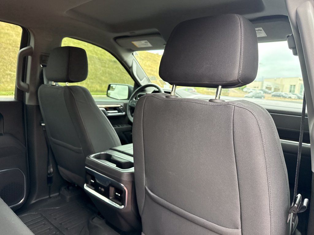 Used 2025 GMC Sierra 1500 Elevation w/ Preferred Package AWD/4WD image 24