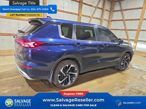 Used 2023 Mitsubishi Outlander SE AWD/4WD image 4