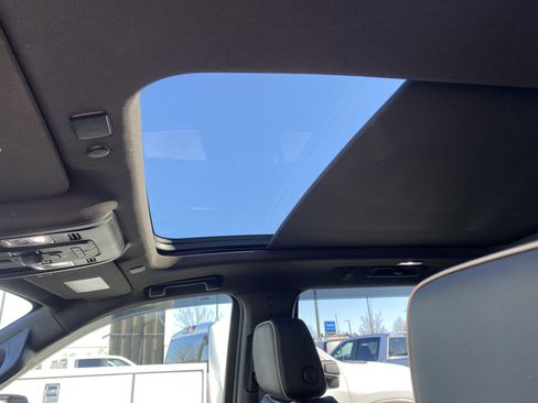 Used 2023 Chevrolet Tahoe Premier image 33