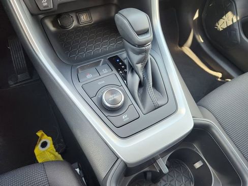 Certified 2025 Toyota RAV4 LE image 19