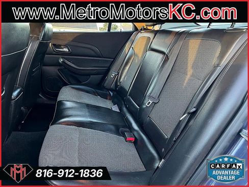 Used 2015 Chevrolet Malibu LT image 24