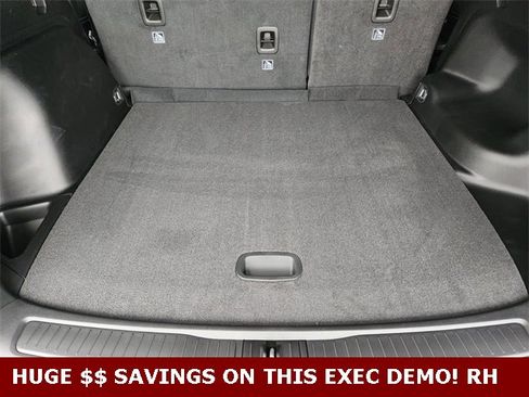 New 2025 Jeep Grand Cherokee Altitude image 21