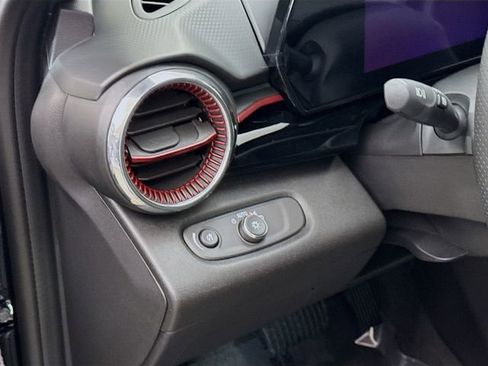 New 2026 Chevrolet Trax RS w/ Sunroof Package image 12