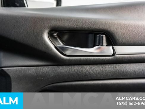 Used 2025 Nissan Altima 2.5 SR image 44