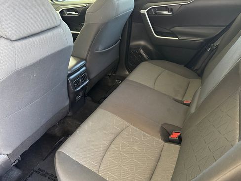 Certified 2024 Toyota RAV4 XLE w/ Convenience Package FWD image 11