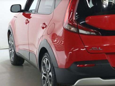 Used 2020 Kia Soul X-Line image 40