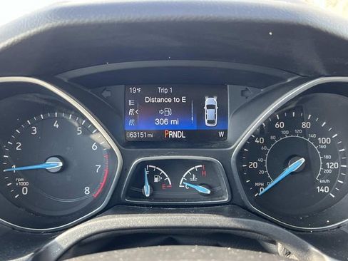 Certified 2017 Ford Focus SE image 19