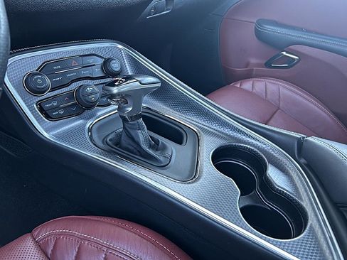 Used 2018 Dodge Challenger SRT Hellcat image 18