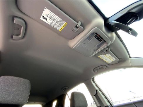 Used 2022 Chevrolet Equinox LT image 13