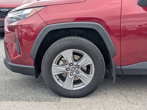 Used 2022 Toyota RAV4 XLE image 11