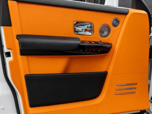 Used 2022 Rolls-Royce Phantom Extended Wheelbase image 23