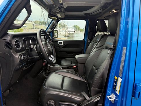 Used 2022 Jeep Wrangler Unlimited Rubicon 4xe w/ Cold Weather Group image 9