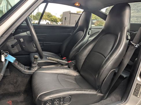 Used 1998 Porsche 911 GT3 RS image 5