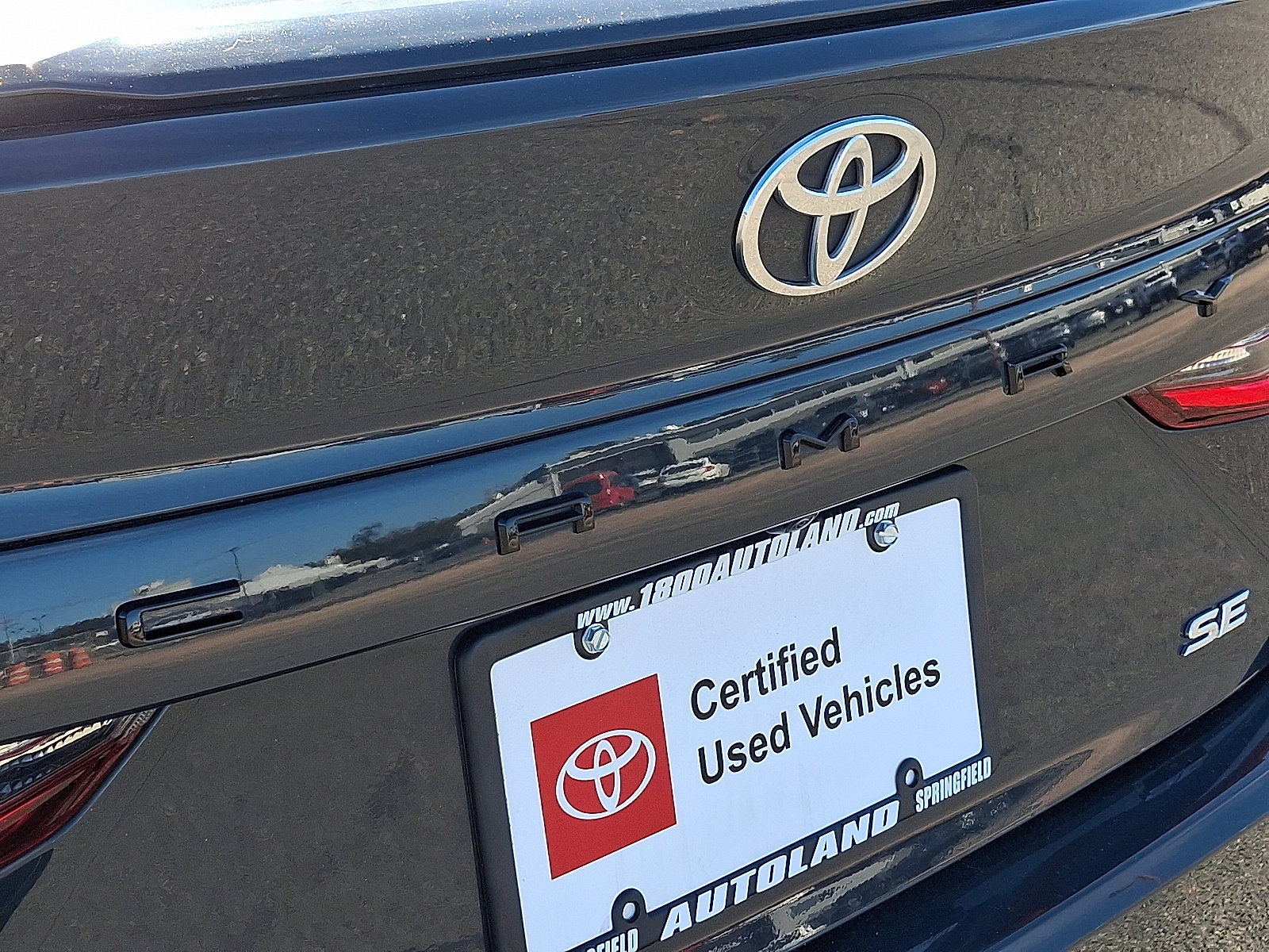 Certified 2025 Toyota Camry SE AWD/4WD image 30