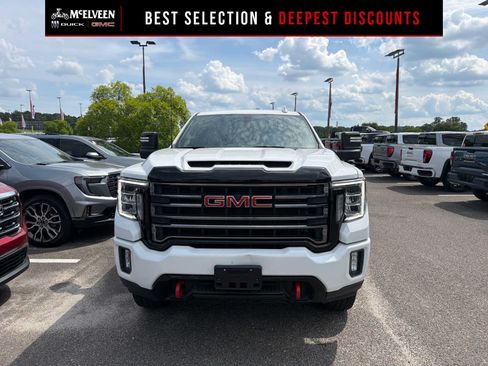 Used 2022 GMC Sierra 2500 AT4 AWD/4WD image 1