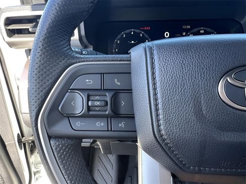 Certified 2025 Toyota Tacoma TRD Sport image 20