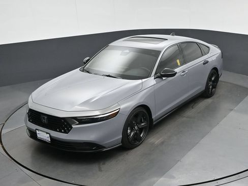 Used 2023 Honda Accord Sport image 58