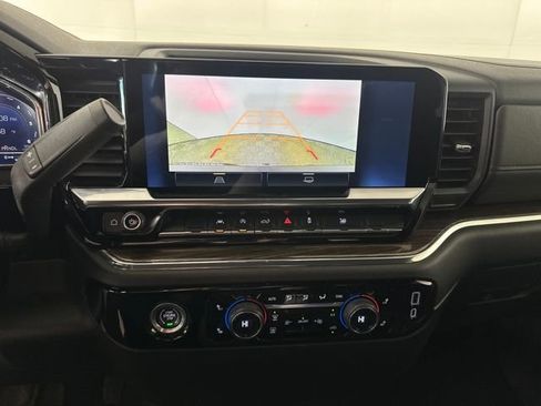 Used 2023 Chevrolet Silverado 1500 LT image 22