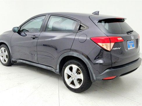 Used 2016 Honda HR-V LX image 4