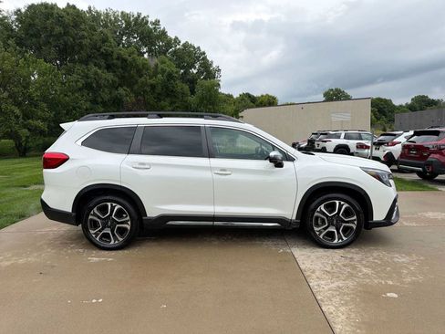 Certified 2023 Subaru Ascent Limited w/ Technology Package AWD/4WD image 7