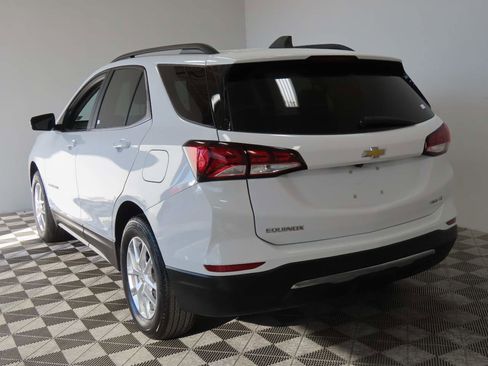 Certified 2024 Chevrolet Equinox LT image 3