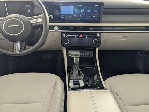 Used 2025 Hyundai Tucson SEL FWD image 25