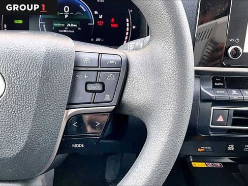 Certified 2025 Toyota Camry LE image 25