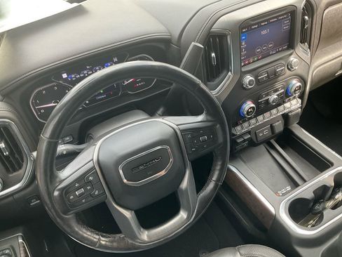 Used 2022 GMC Sierra 3500 Denali w/ Denali Ultimate Package image 25