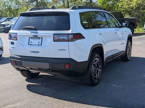New 2026 Jeep Cherokee Laredo AWD/4WD image 7