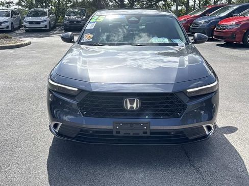 Certified 2025 Honda Accord Touring image 9