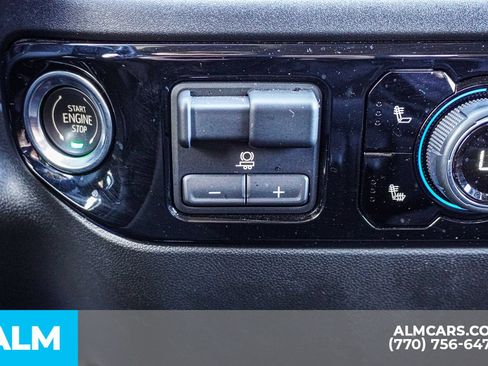 Used 2025 Chevrolet Silverado 2500 LT w/ Convenience Package AWD/4WD image 44