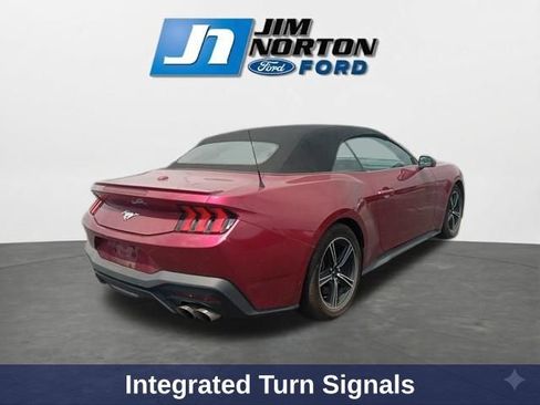 Used 2025 Ford Mustang Premium RWD image 11
