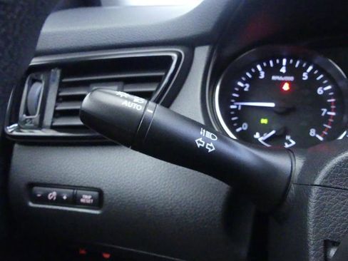 Used 2021 Nissan Rogue Sport S AWD/4WD image 18